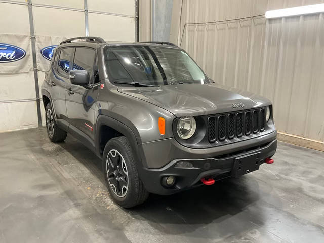 2016 Jeep Renegade Trailhawk 4WD photo