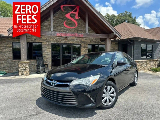 2016 Toyota Camry LE FWD photo