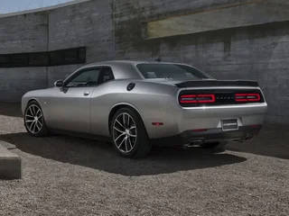 2016 Dodge Challenger 392 Hemi Scat Pack Shaker RWD photo