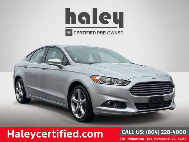 2016 Ford Fusion SE FWD photo