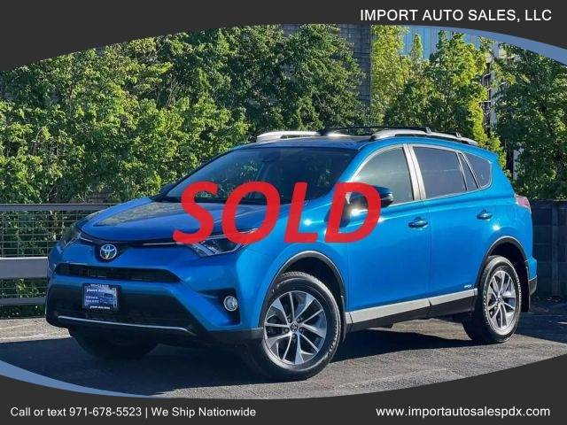 2016 Toyota RAV4 XLE AWD photo