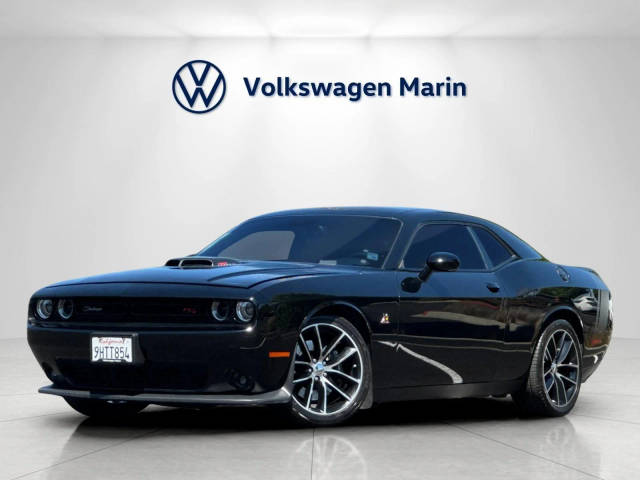 2016 Dodge Challenger 392 Hemi Scat Pack Shaker RWD photo