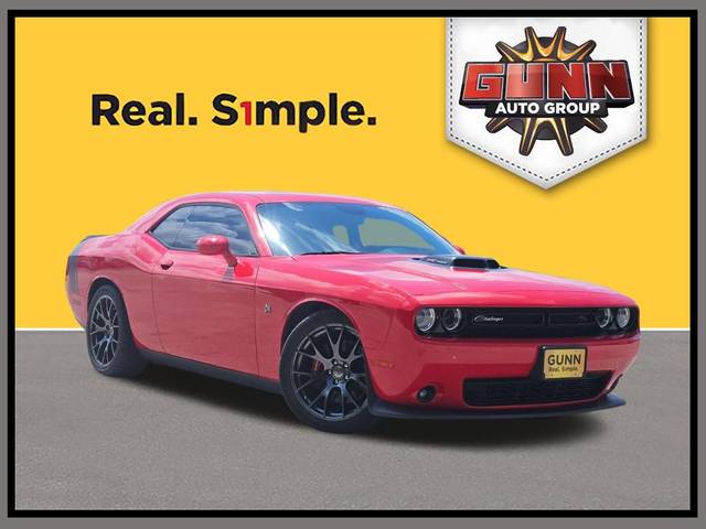2016 Dodge Challenger 392 Hemi Scat Pack Shaker RWD photo