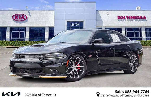 2016 Dodge Charger R/T Scat Pack RWD photo