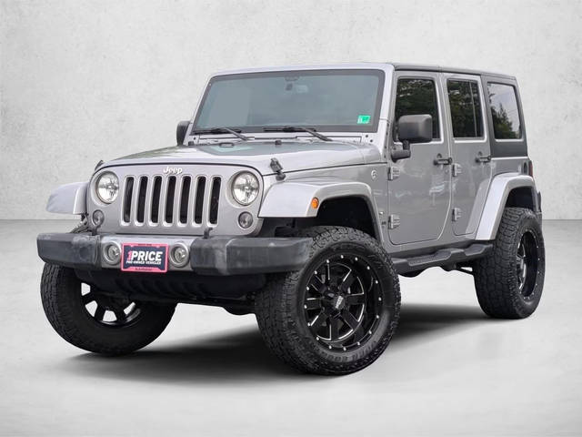 2016 Jeep Wrangler Unlimited Sahara 4WD photo