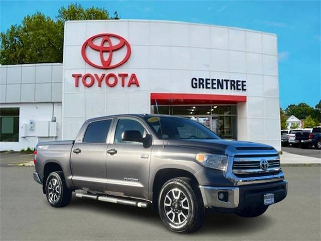 2016 Toyota Tundra SR5 4WD photo