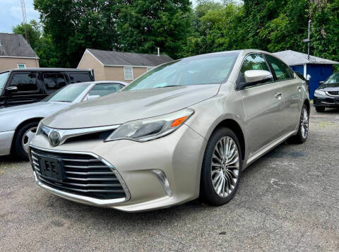 2016 Toyota Avalon Limited FWD photo