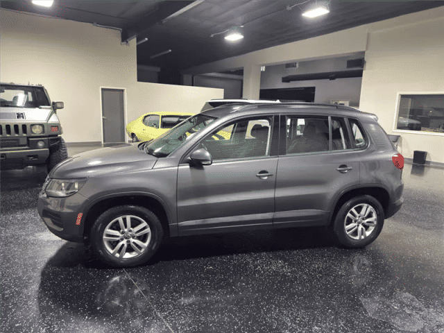 2015 Volkswagen Tiguan S FWD photo