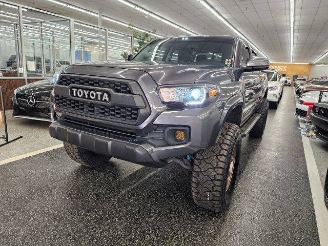 2016 Toyota Tacoma SR 4WD photo