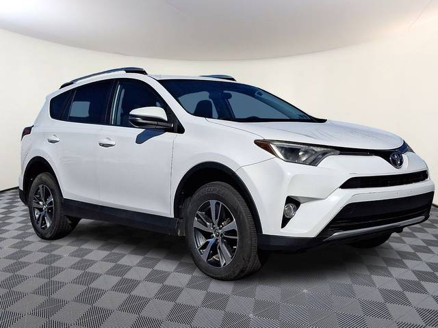 2016 Toyota RAV4 XLE AWD photo