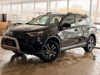 2016 Toyota RAV4 LE AWD photo