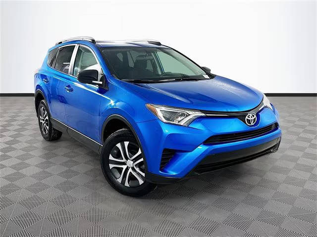 2016 Toyota RAV4 LE AWD photo