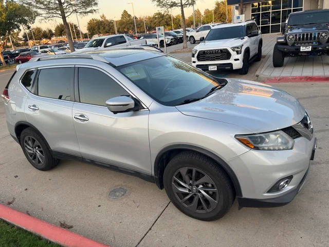 2016 Nissan Rogue SL FWD photo