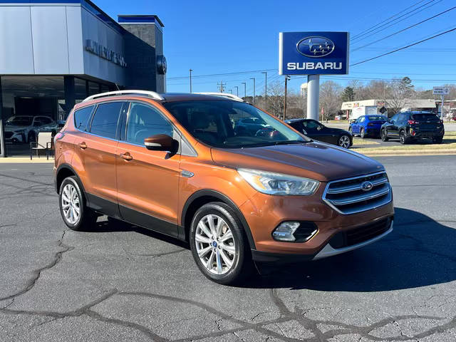 2017 Ford Escape Titanium FWD photo