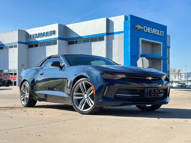 2016 Chevrolet Camaro 2LT RWD photo