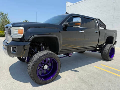 2016 GMC Sierra 2500HD Denali 4WD photo