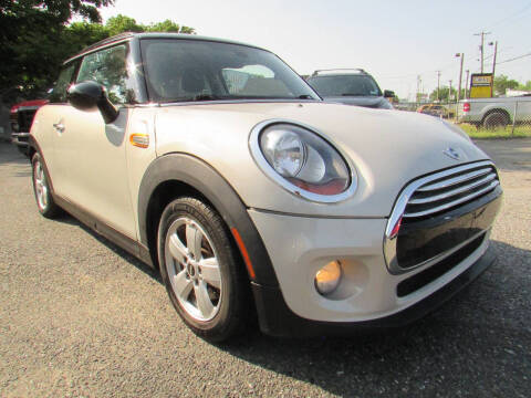 2016 MINI Hardtop 2 Door FWD photo
