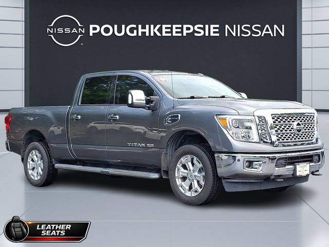 2016 Nissan Titan XD SL 4WD photo