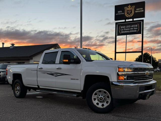 2016 Chevrolet Silverado 3500HD Work Truck 4WD photo