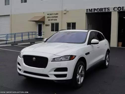 2017 Jaguar F-Pace 35t Premium AWD photo