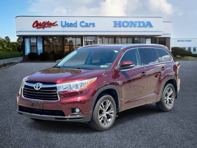 2016 Toyota Highlander XLE AWD photo