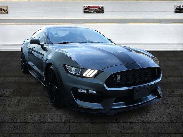2016 Ford Mustang Shelby GT350 RWD photo