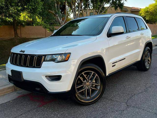 2016 Jeep Grand Cherokee 75th Anniversary RWD photo