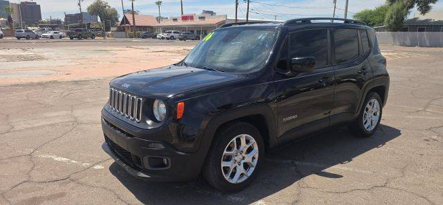 2016 Jeep Renegade Latitude FWD photo
