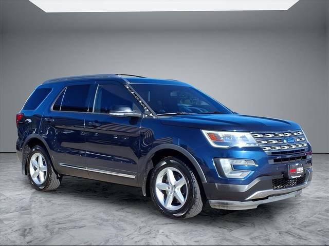 2016 Ford Explorer XLT 4WD photo