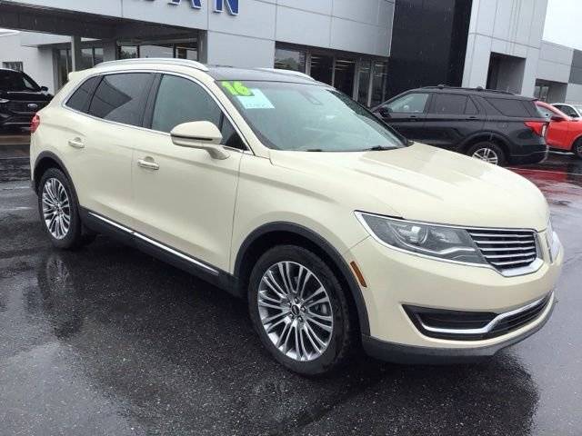 2016 Lincoln MKX Reserve AWD photo