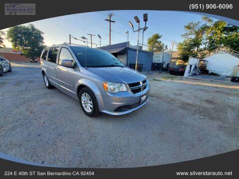 2015 Dodge Grand Caravan SXT FWD photo