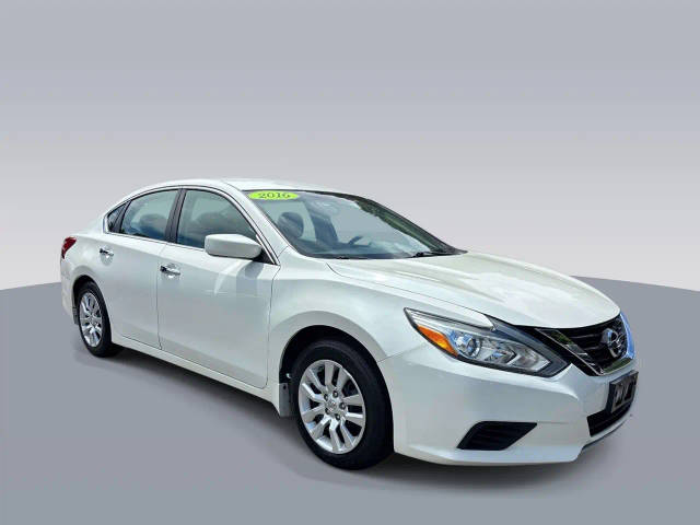 2016 Nissan Altima 2.5 S FWD photo
