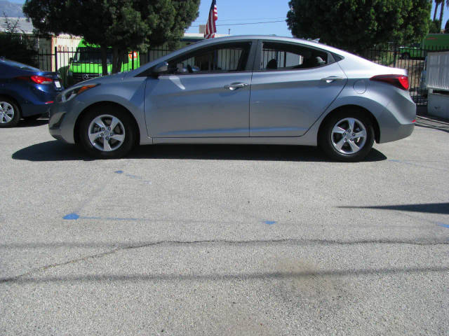 2015 Hyundai Elantra SE FWD photo