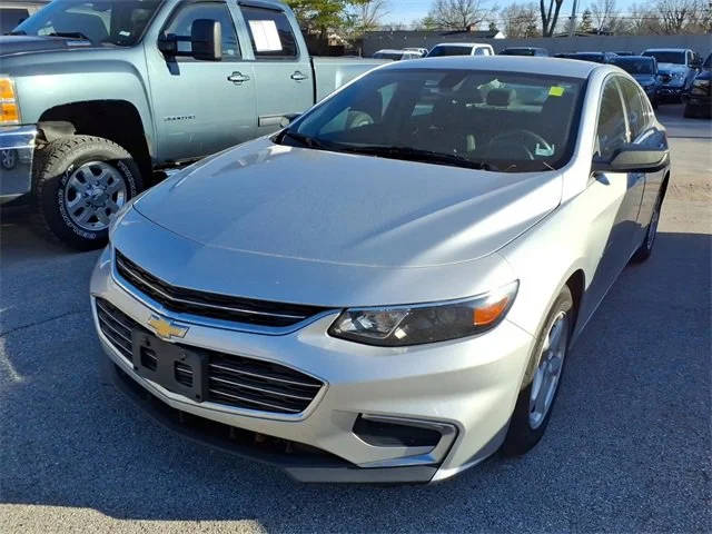 2016 Chevrolet Malibu LS FWD photo