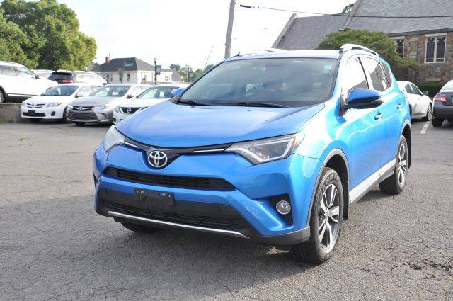 2016 Toyota RAV4 XLE AWD photo