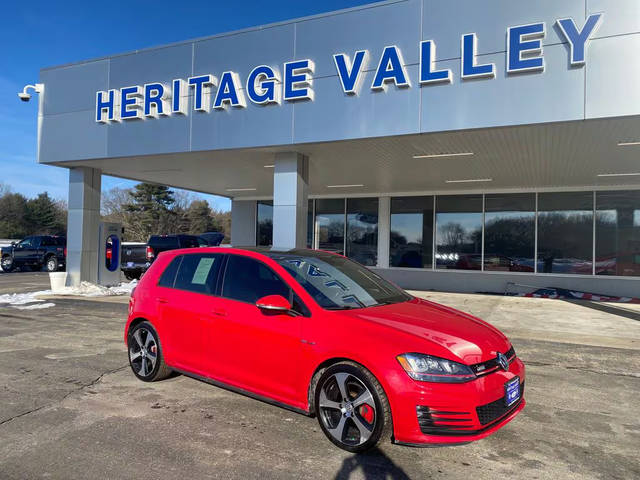 2016 Volkswagen Golf GTI SE FWD photo