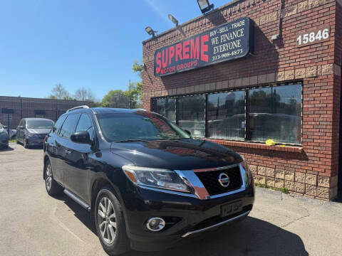 2016 Nissan Pathfinder SV 4WD photo