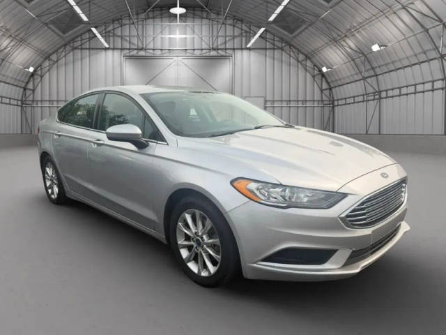 2017 Ford Fusion SE FWD photo