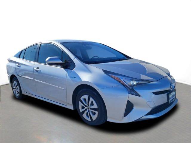 2016 Toyota Prius Four FWD photo