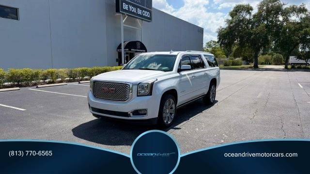 2016 GMC Yukon XL Denali RWD photo
