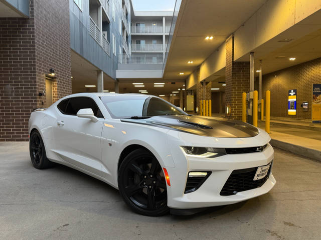 2016 Chevrolet Camaro 2SS RWD photo