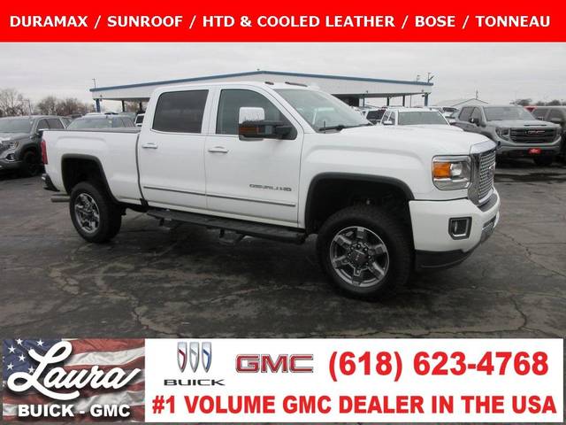 2016 GMC Sierra 2500HD Denali 4WD photo