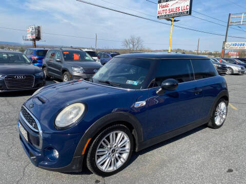 2016 MINI Hardtop 2 Door S FWD photo