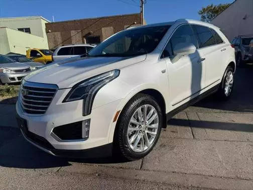 2017 Cadillac XT5 Platinum AWD AWD photo