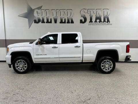 2016 GMC Sierra 2500HD Denali 4WD photo