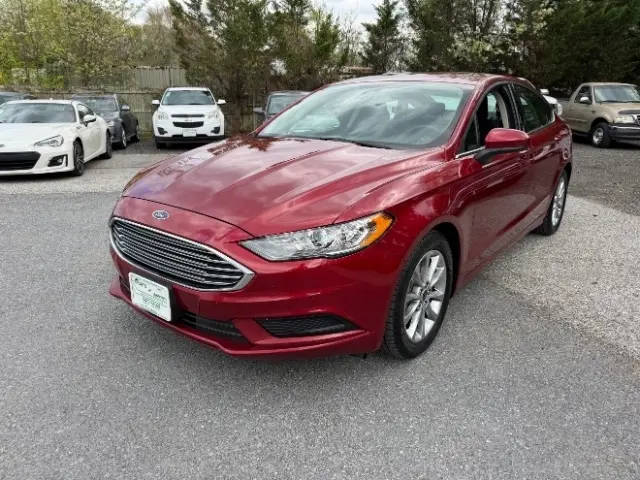 2017 Ford Fusion SE FWD photo