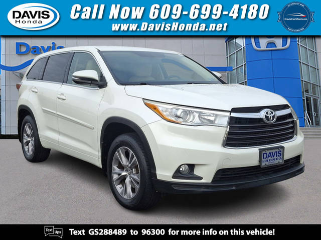 2016 Toyota Highlander LE Plus AWD photo