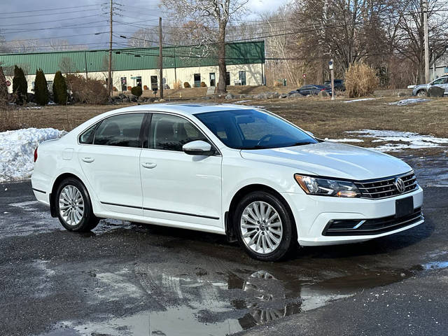 2016 Volkswagen Passat 1.8T SE FWD photo