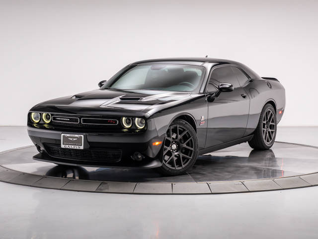 2016 Dodge Challenger R/T Scat Pack RWD photo