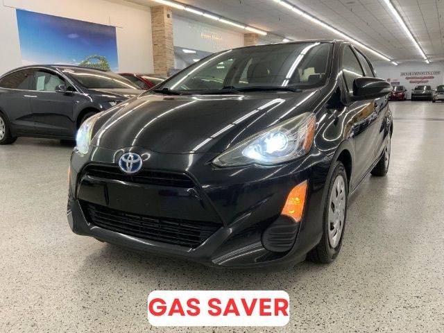 2016 Toyota Prius c One FWD photo